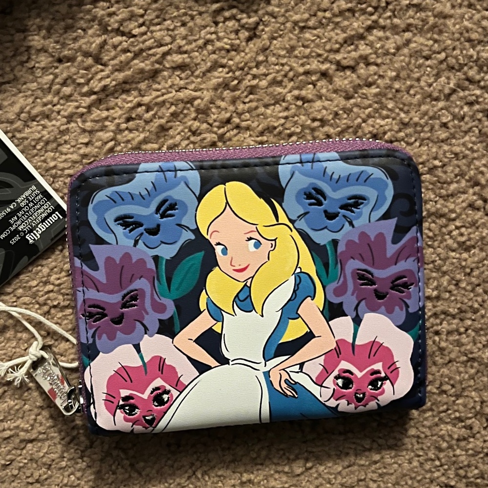 Alice in wonderland loungefly wallet